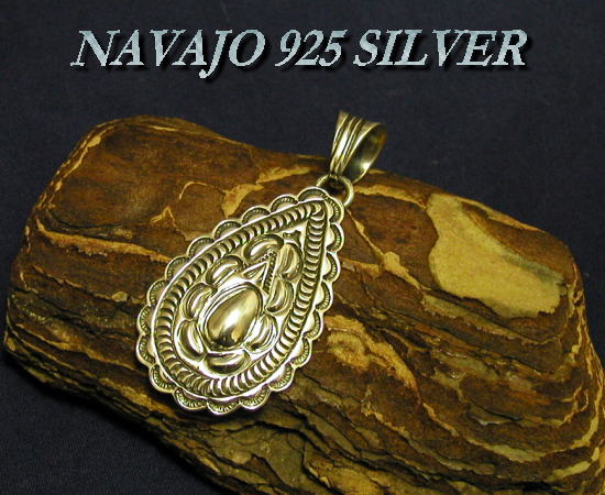 NAVAJO スタンプワーク ペンダントトップ